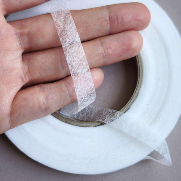 Лента флизелиновая (без бумаги) ZG 903 T10 L100 белый 1см